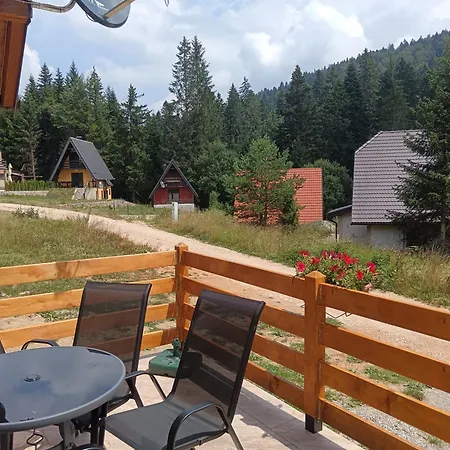 Lejlighed Planinska Kuca Lastino Gnezdo *